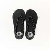 buntA  waraji  sandal  night
