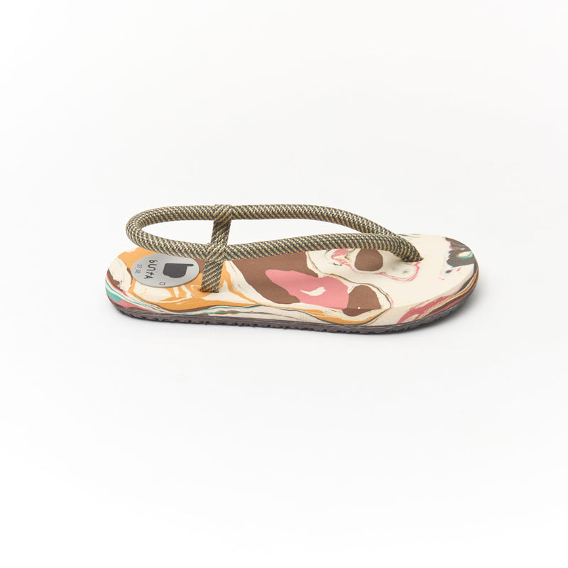 buntA  waraji  sandal eden