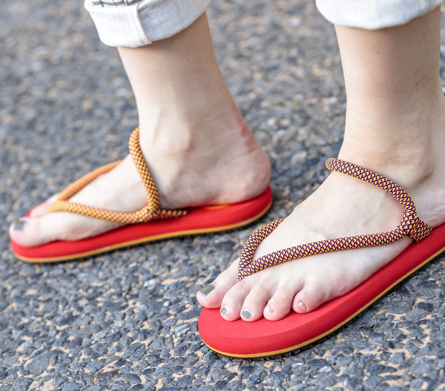 buntA waraji sandal chili